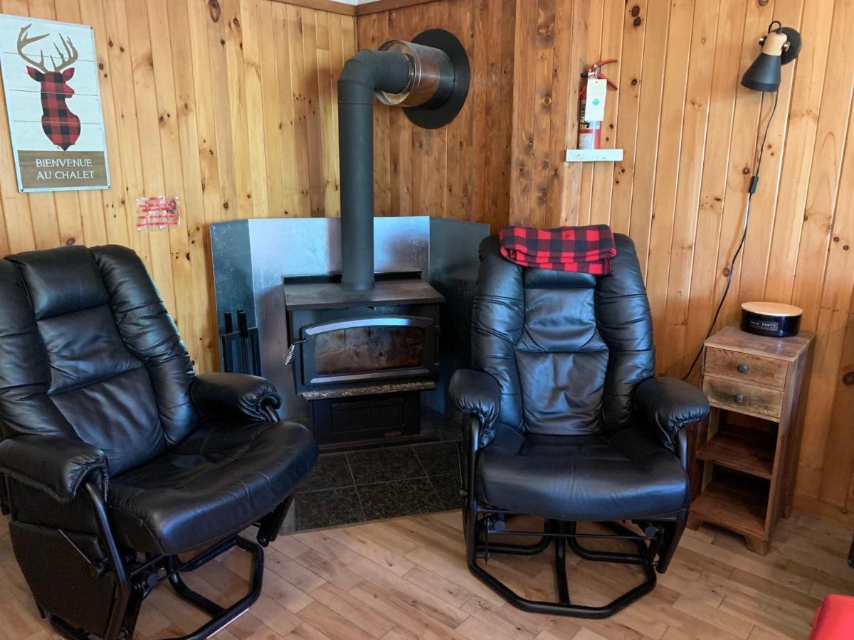 Saint Romain Camping Chalets Spas Pignons Rouges מראה חיצוני תמונה